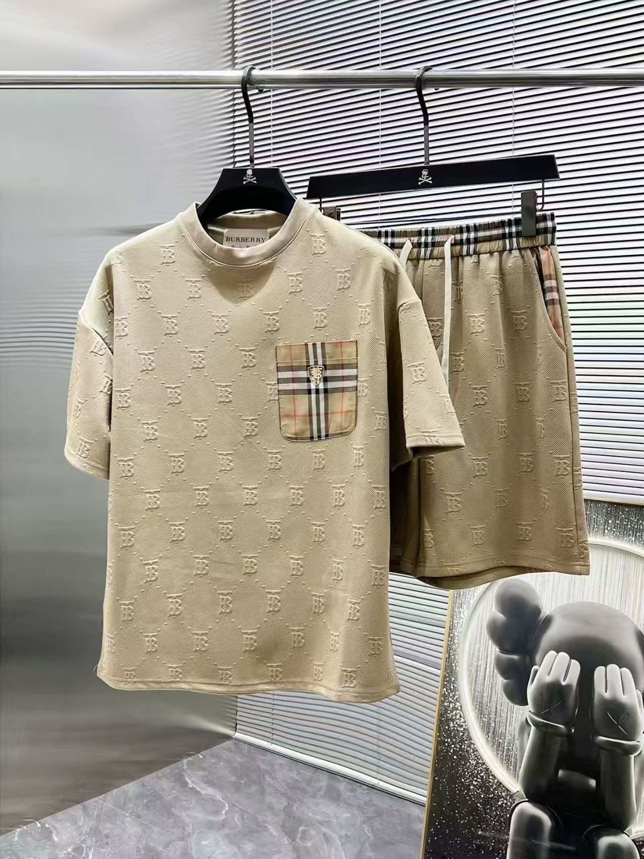 Casual Short & T-Shirt Set - Image 5