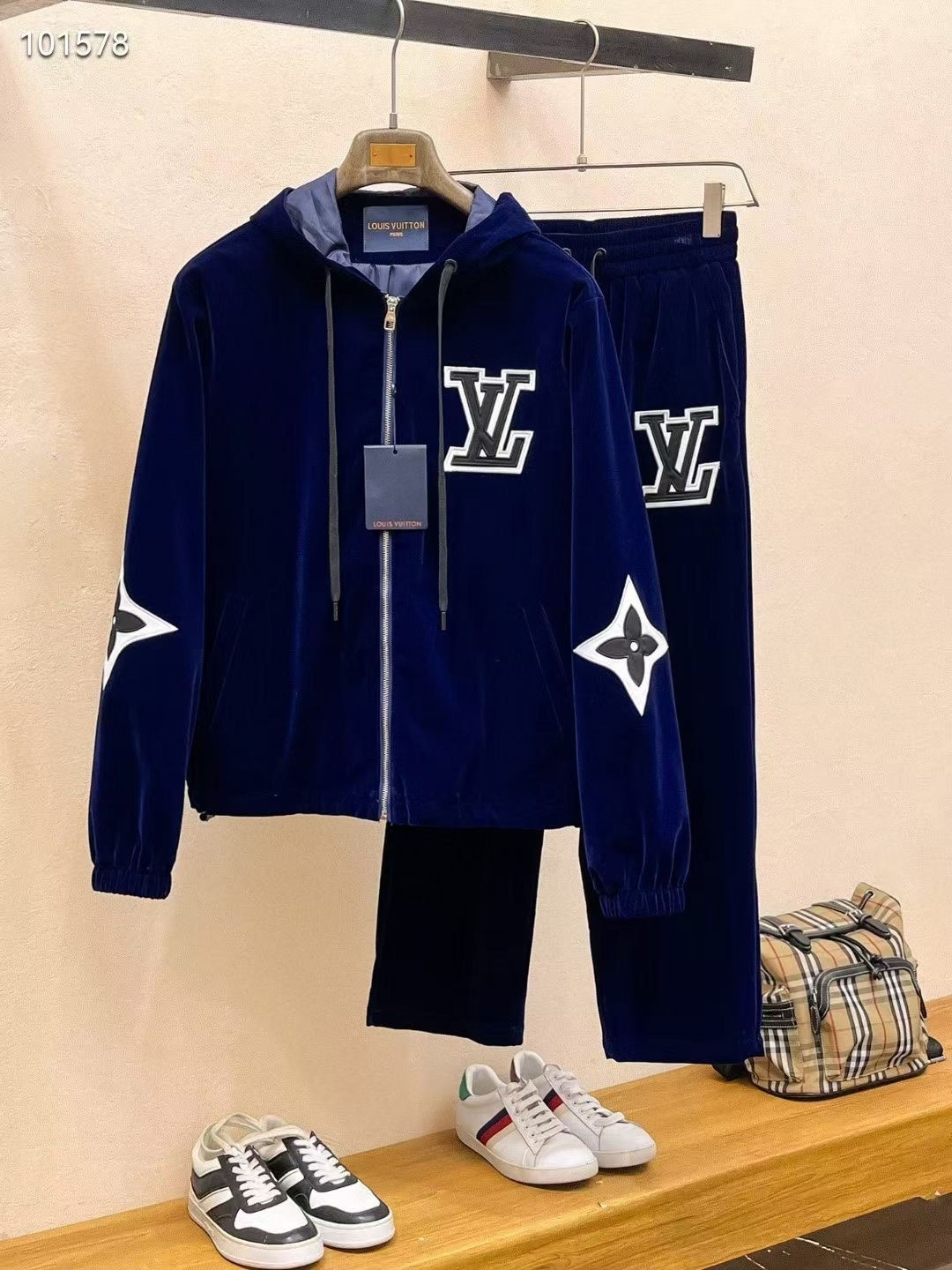 Premium Tracksuit Set - Image 8