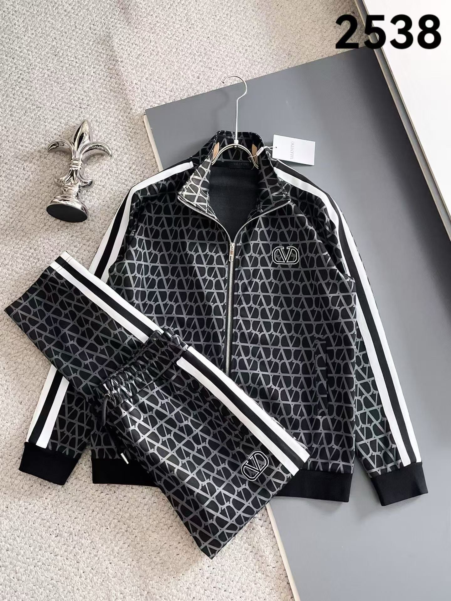 Premium Tracksuit Set - Image 6