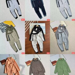 NIKE Tracksuits